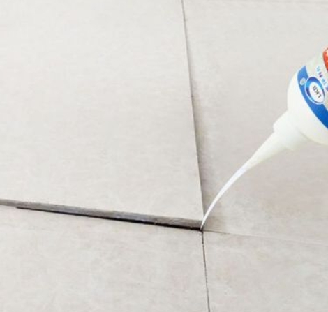 上蔡瓷砖空鼓维修公司分享卫生间瓷砖脱落的原因可能有以下几点
